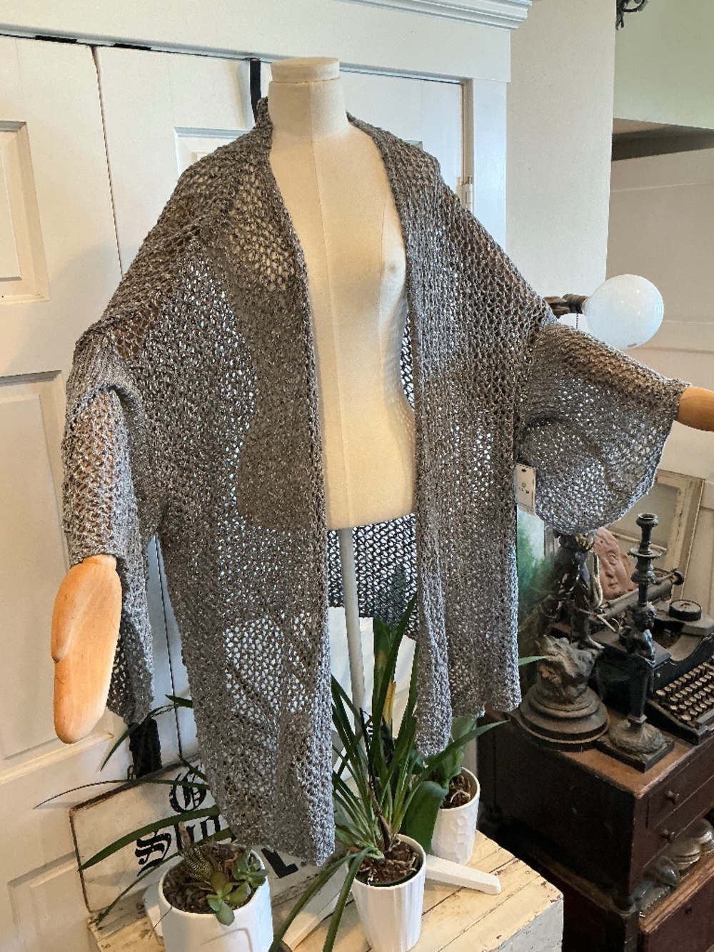 Brand new with tags Susina cardigan style sweater!  Plus size 3x!